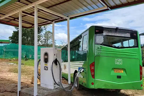 Proiect de încărcare rapidă AMPPAL DC pentru autobuzele electrice IZI din Rwanda